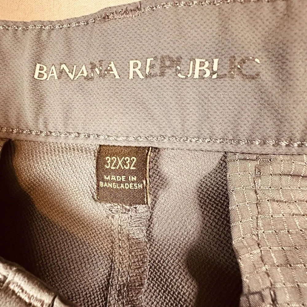 Banana Republic Men’s 32x32 Golf Athletic Pants Stretchy Performance Light Blue
